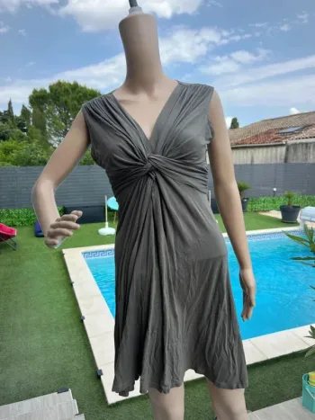 Sublime robe soirée / occasion – taille M – très bon état
