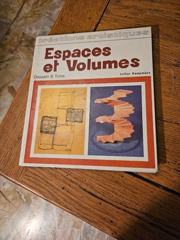 Livre  créations  artistiques vintage