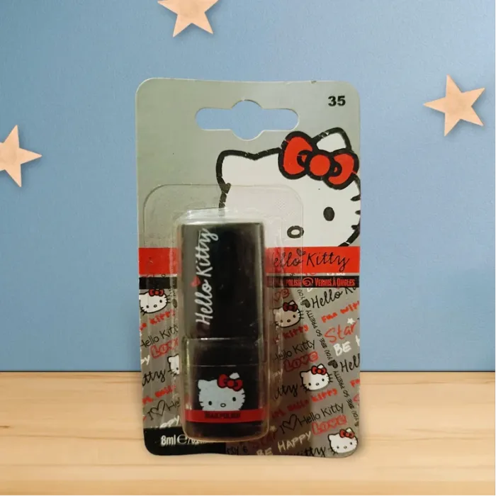Magnifique vernis à ongles Hello Kitty