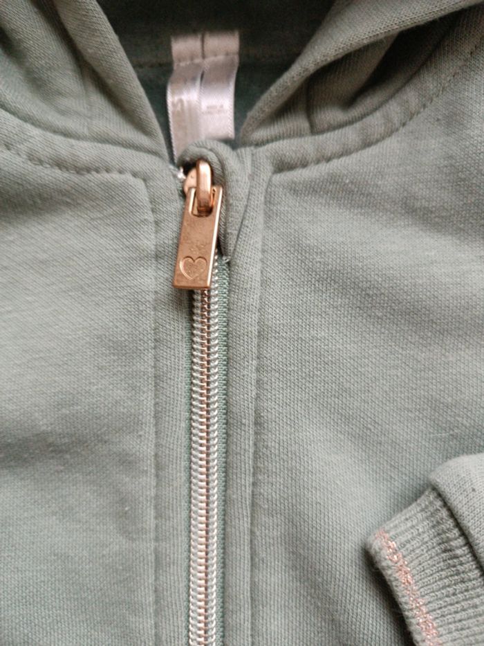 Gilet zippé à capuche - photo numéro 4