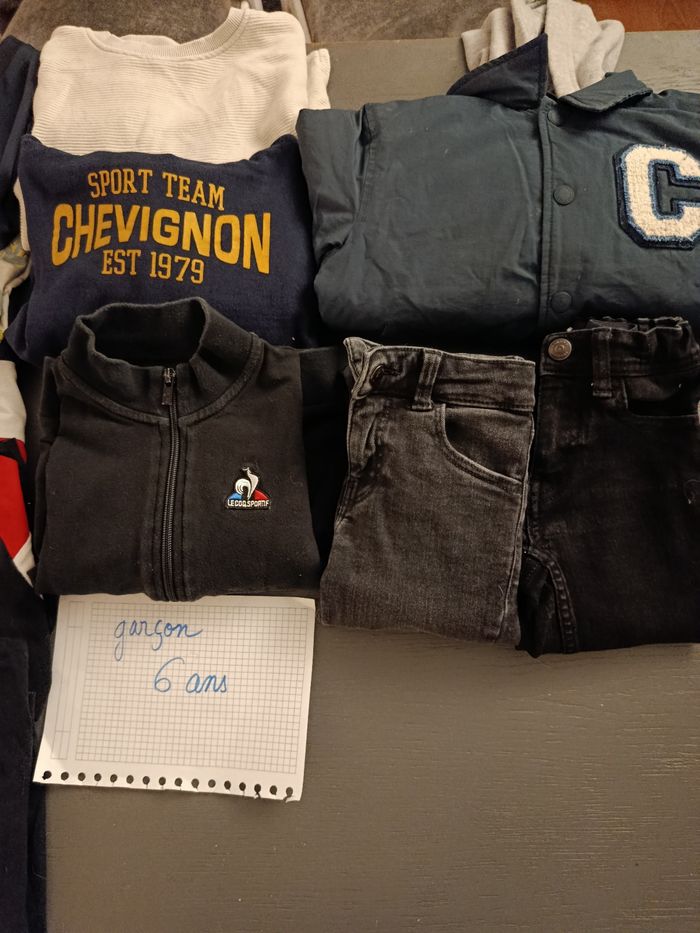 Lot vêtements garçon 6 ans - photo numéro 3