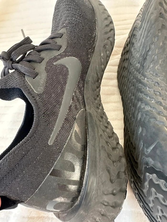 Nike chaussures noires epic react flyknit taille 41 - photo numéro 9