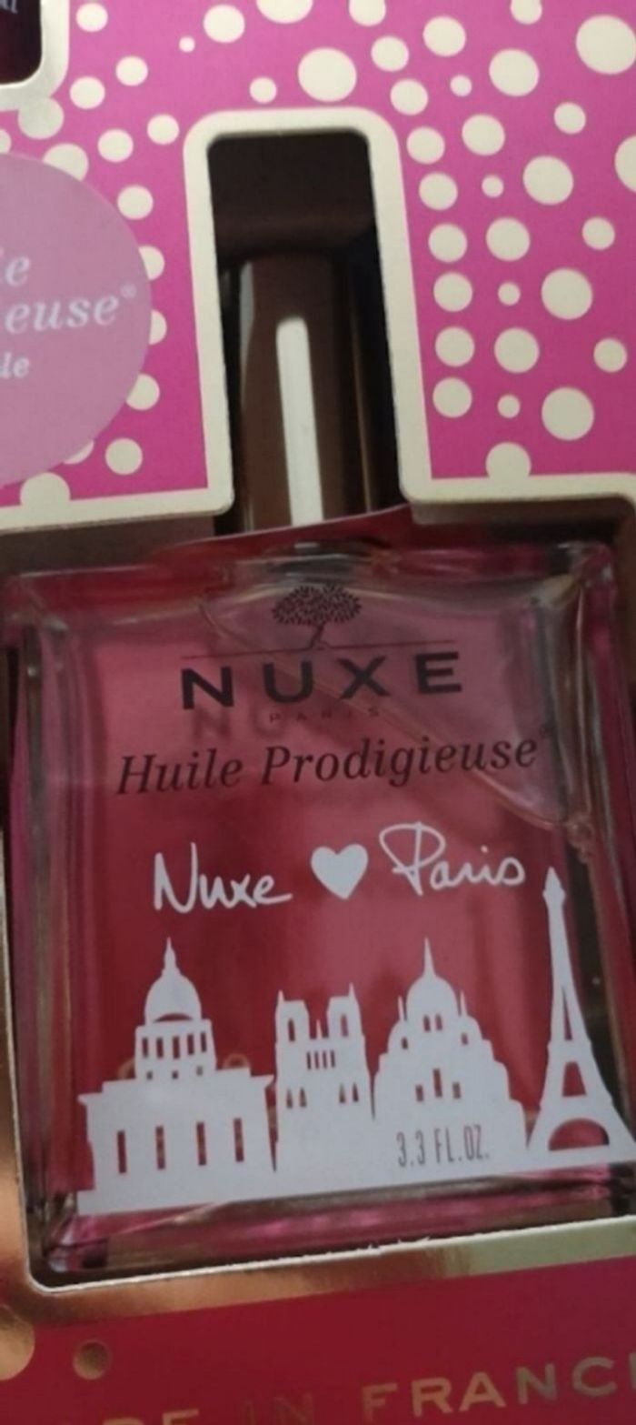 Très beau coffret de beauté nuxe - photo numéro 2