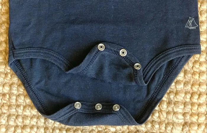 Ensemble body Petit Bateau et bermuda Catimini 2 ans - photo numéro 17