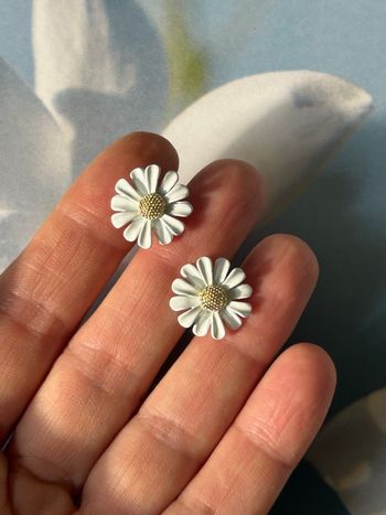 Boucles d’oreilles, Marguerites