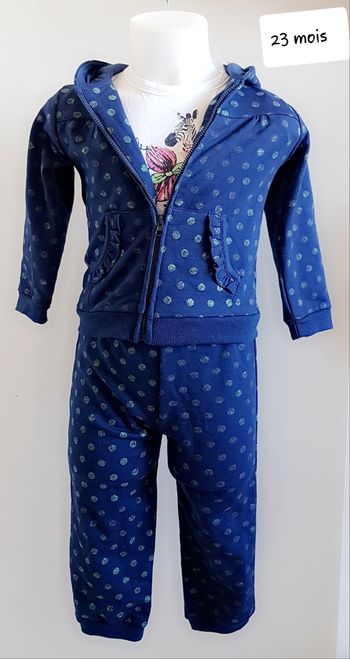 Ensemble jogging 23 mois
