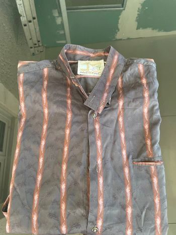 Chemise légère, taille cinq marque Humberto Fossati
