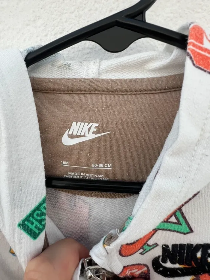 Combinaison Nike 18 mois - photo numéro 5