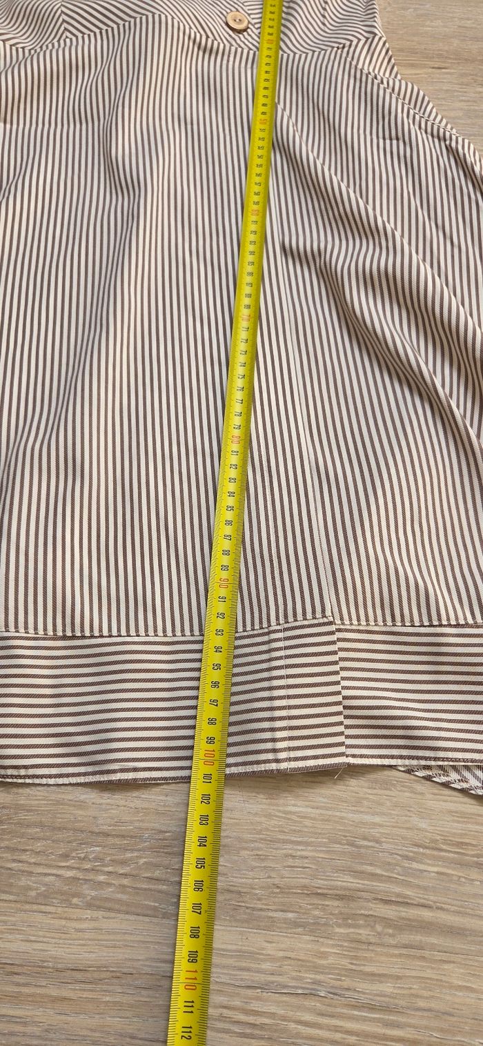 Robe Un jour Ailleurs taille 42 beige et blanche en très bon état - photo numéro 9