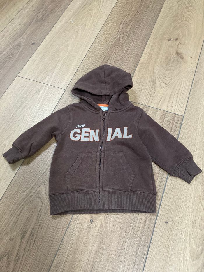 Veste zippée à capuche marron