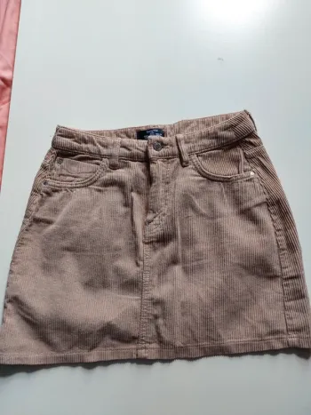 Short beige