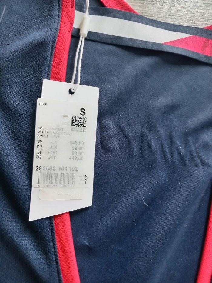 Tee shirt tommy sport taille s - photo numéro 10