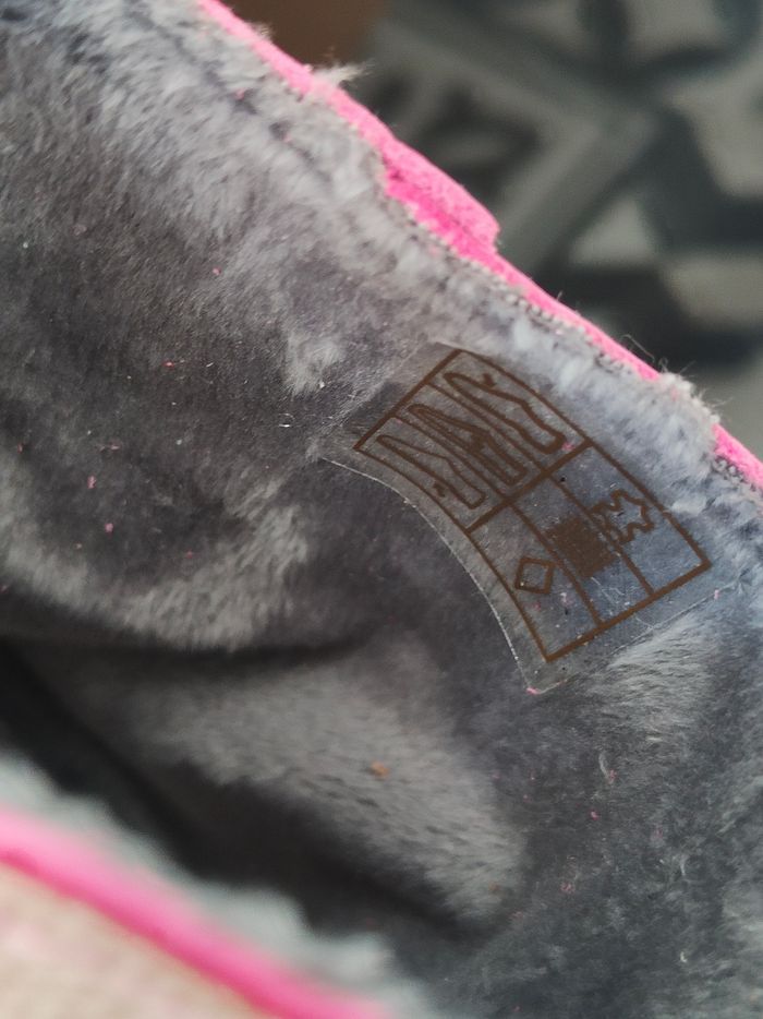 Chaussons en cuir tout doux et souple fille. Taille 22. Neuf. El naturalista - photo numéro 5