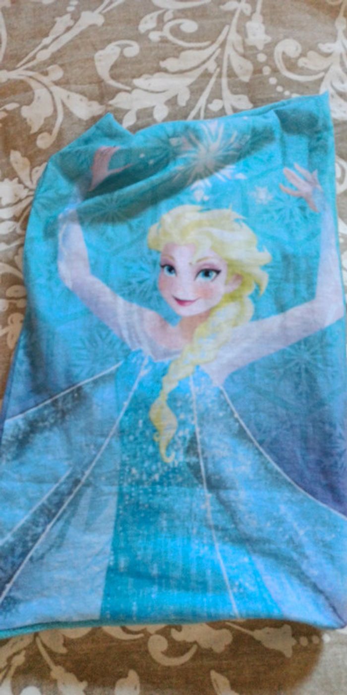 Tour de Cou Reine des Neiges