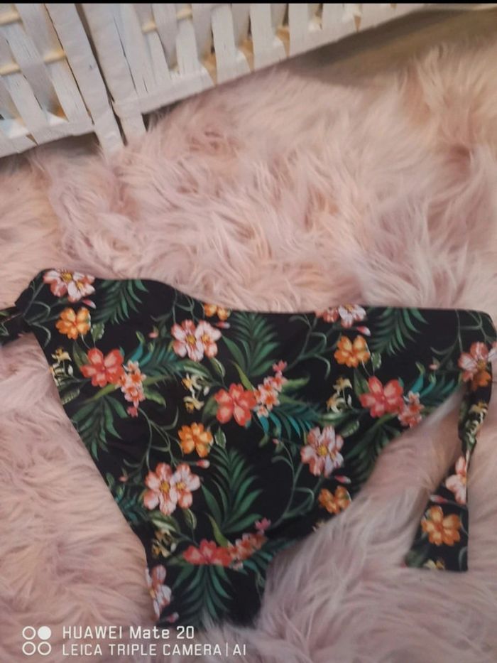 💕Jolie bas de maillot de bain Livia femme T42 💕 - photo numéro 6