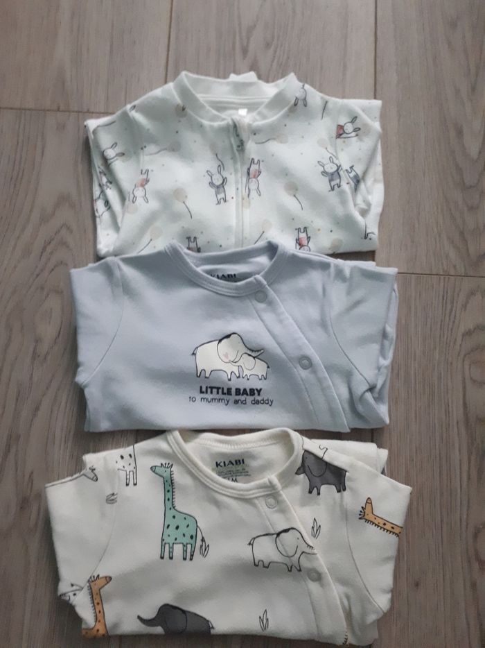 Lot de 3 pyjamas été 1 mois