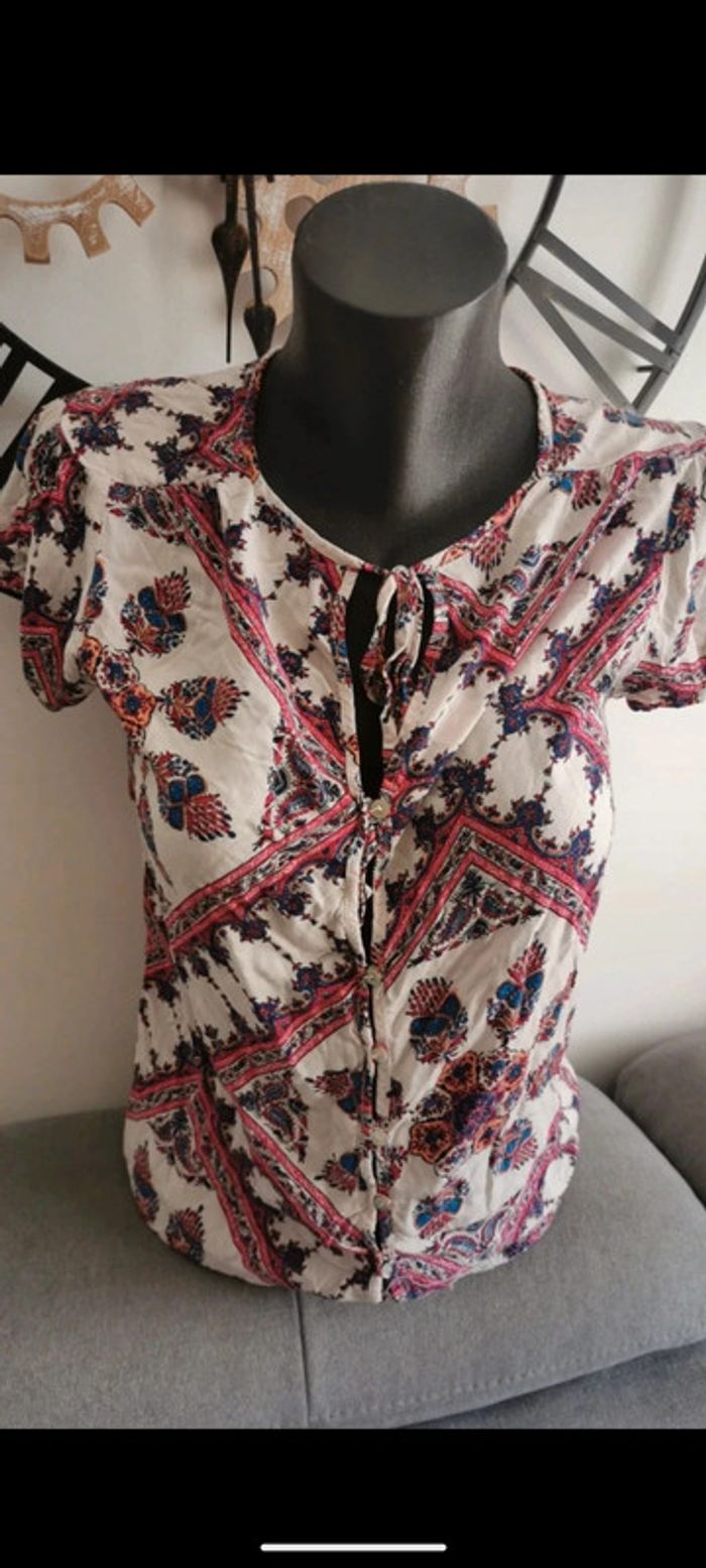 Très belle blouse camaïeu taille s bac Tony - photo numéro 2