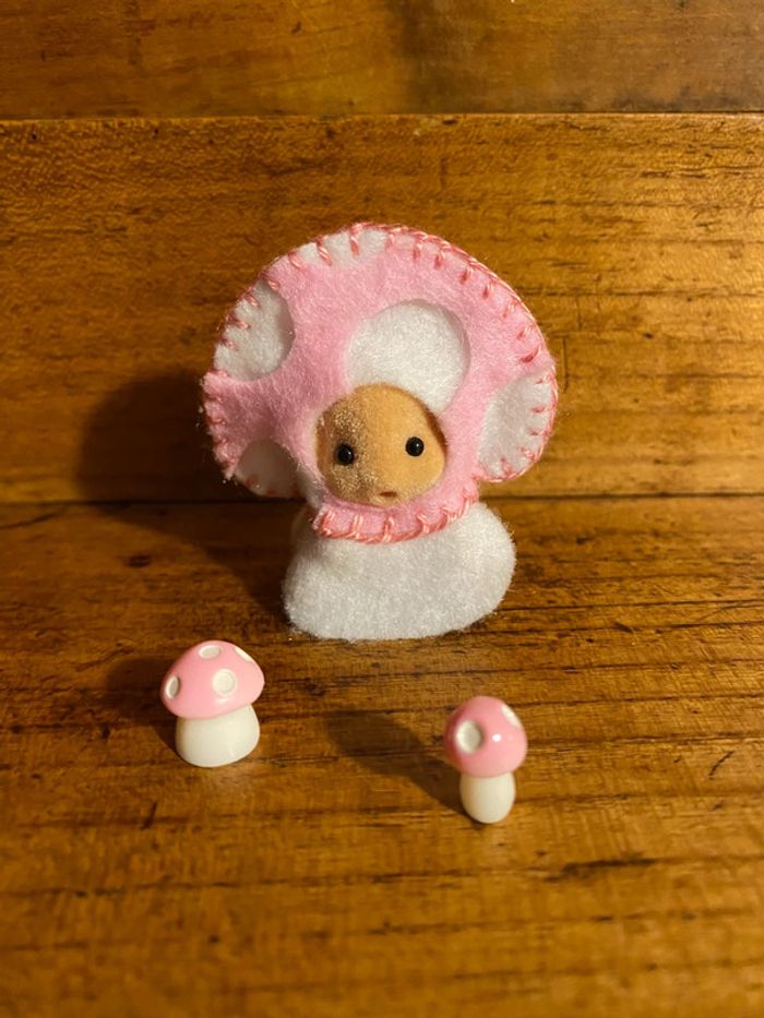 Bébé chien, caniche Sylvanian, déguisement, champignons, vêtements - photo numéro 2