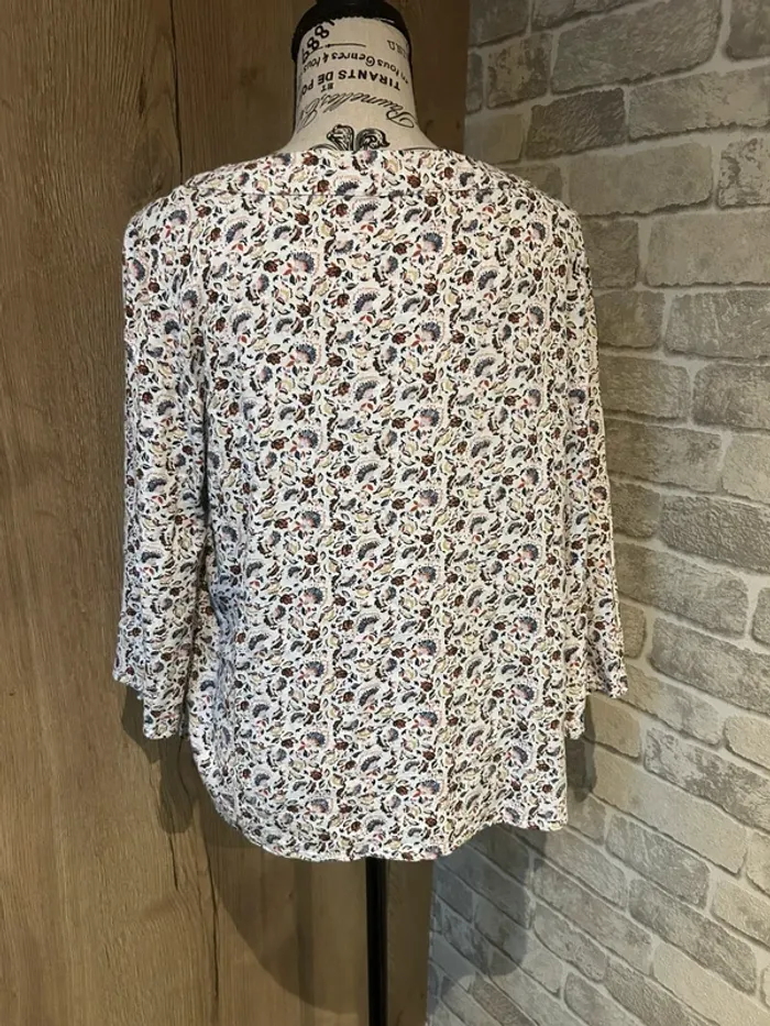 Blouse fleurie manches longues taille 42/44 - photo numéro 4