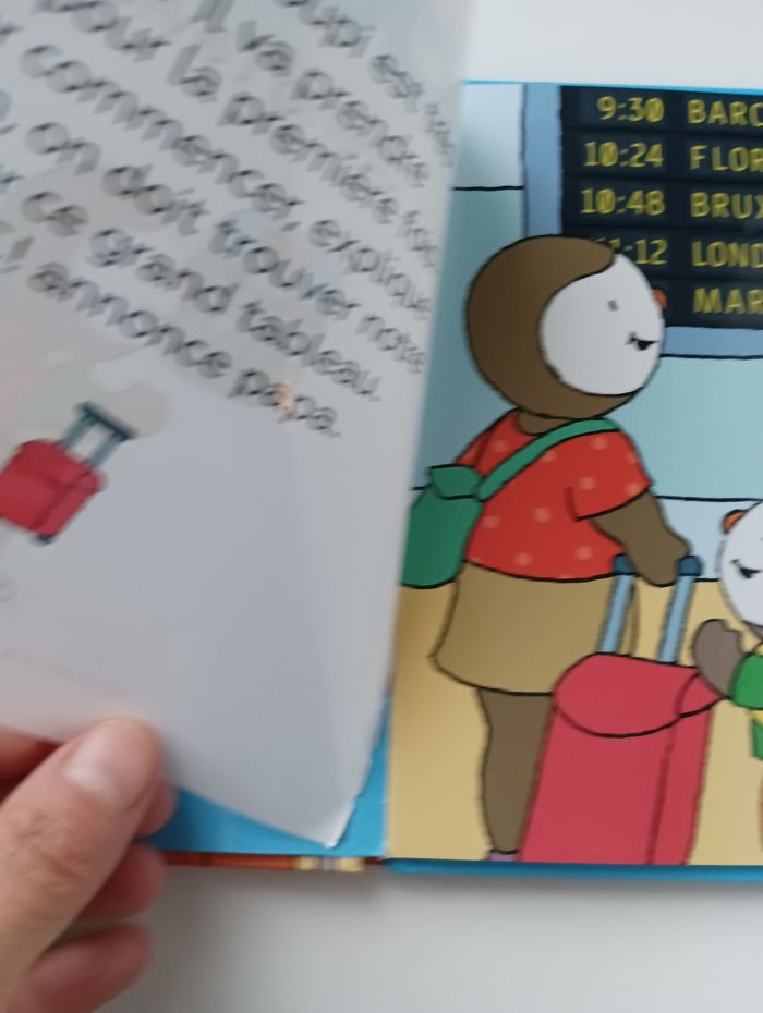 Livre T'choupi prend l'avion histoires a lire et à écouter - photo numéro 4