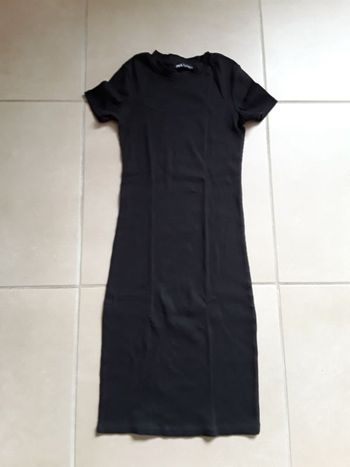 Robe été noire en S ZARA TBE