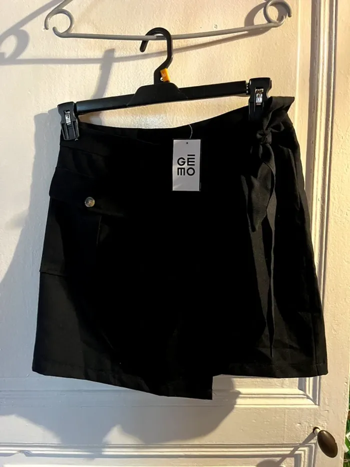 Jupe femme gemo taille 42 neuve