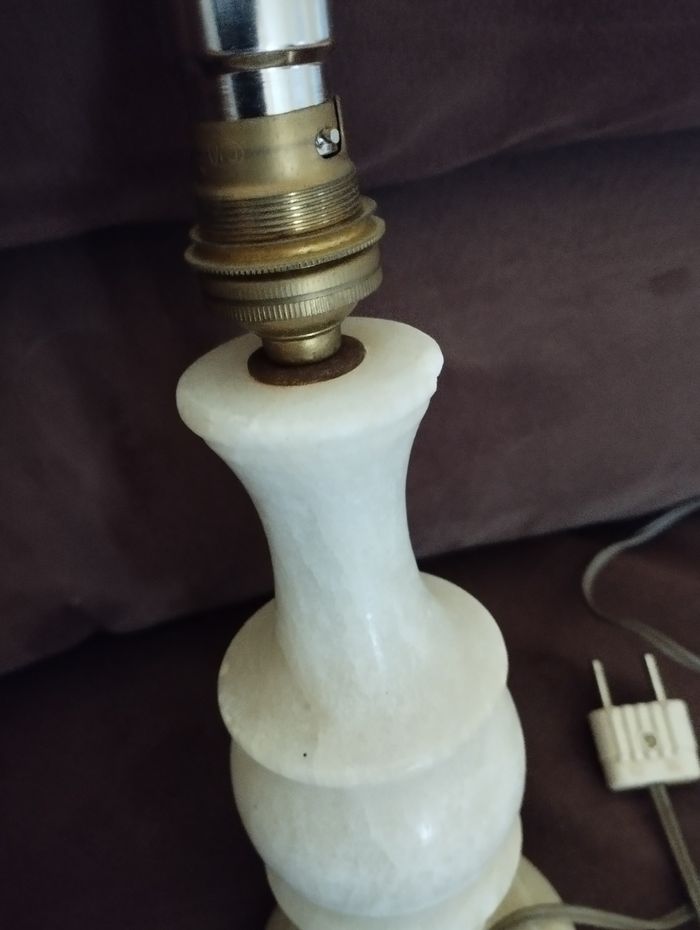 Pied de lampe en albâtre vintage - photo numéro 5