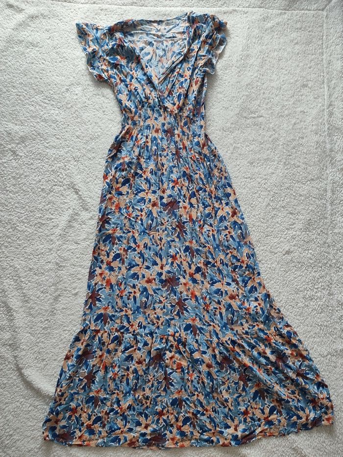 robe Airisa