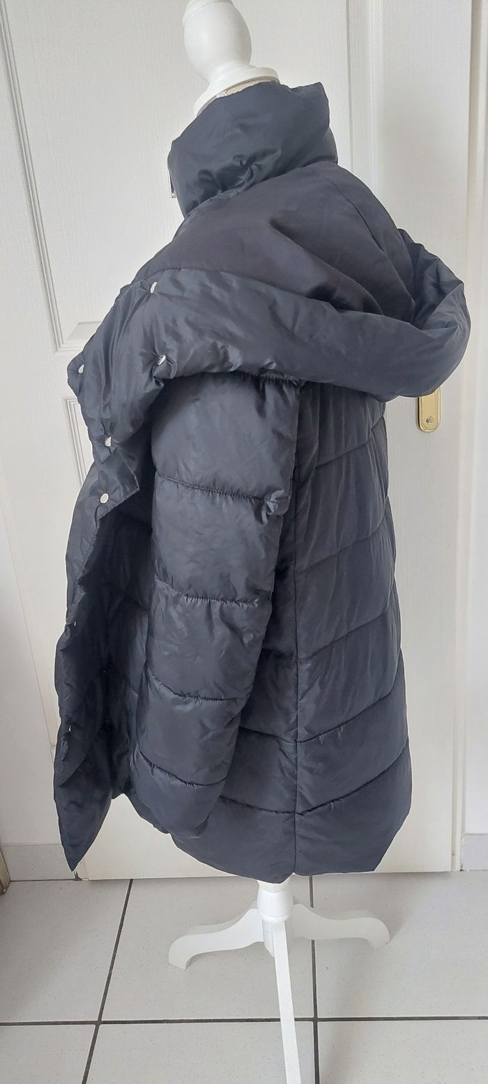 Doudoune a capuche très
chaude Stradivarius Taille M - photo numéro 10