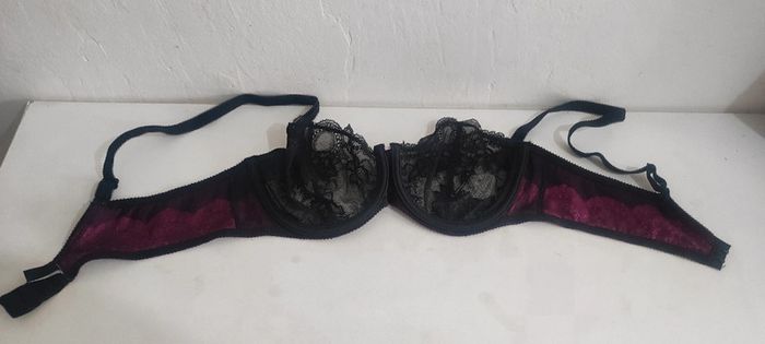 Soutien gorge balconnet en dentelle avec armatures Chantelle taille Fr80B/EU 65B/ Us,UK 30B - photo numéro 8