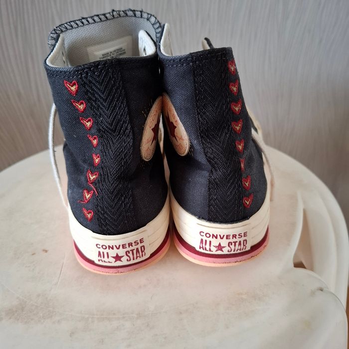 Converse - photo numéro 2