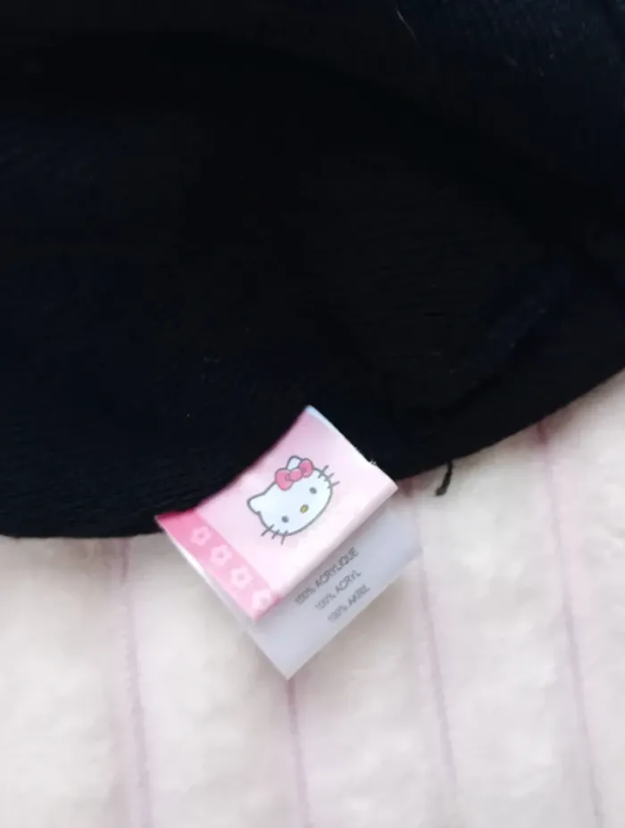 Bonnet Hello Kitty noir T52 - photo numéro 2