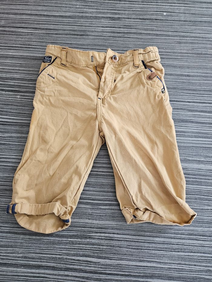 Short moutarde 8 ans