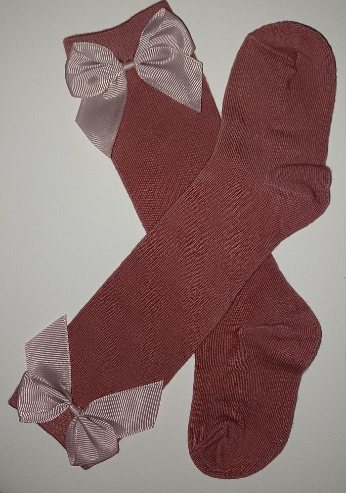 Chaussettes rose taille 1 à 3 ans - photo numéro 2