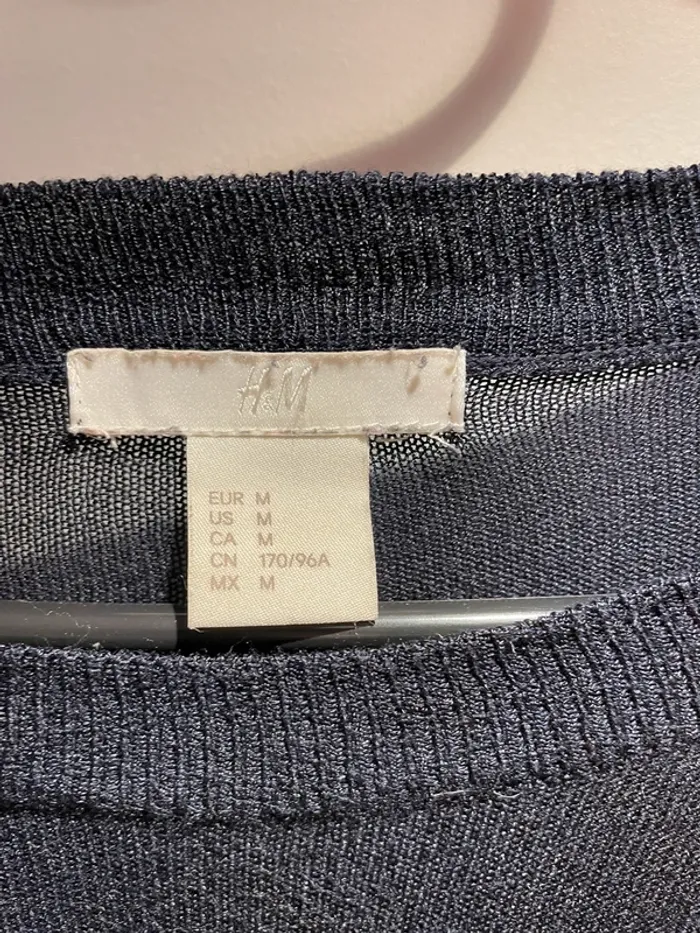 Pull léger bleu marine avec voile en bas H&M taille M -38 très bon état - photo numéro 3