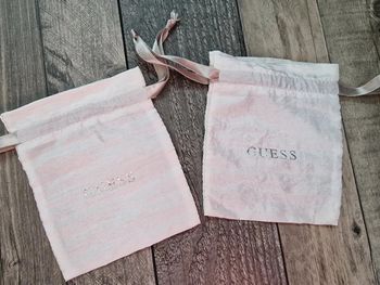 Lot de 2 petits pochons