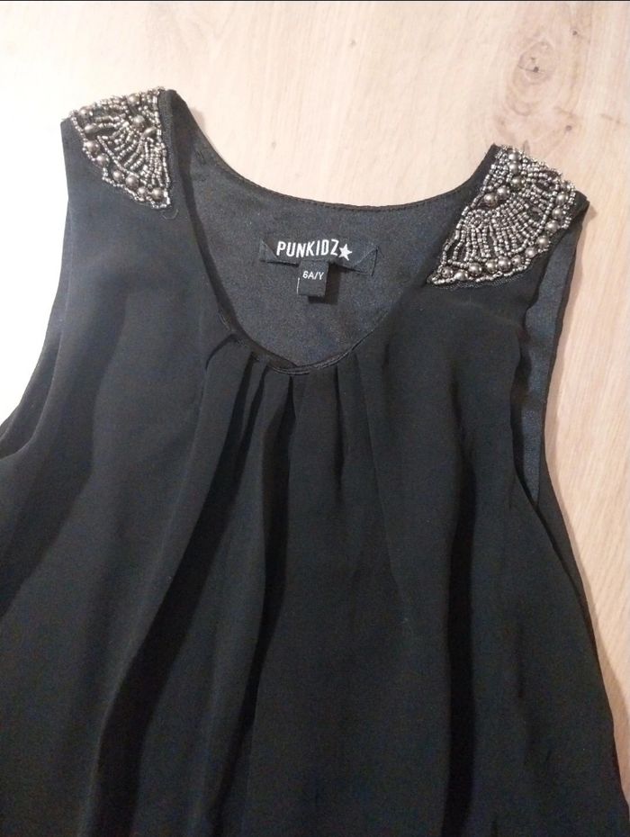 Robe noire 6 ans - photo numéro 2