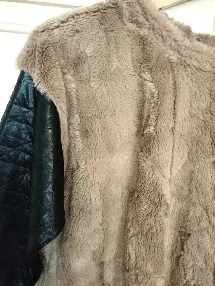 AccueilFemmesVêtementsSweats et sweats à capucheSweatsPulls col VMon dressing Pulls col V Dressing d - photo numéro 8