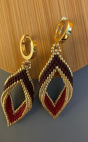 Boucles d’oreilles en perles Miyuki chic doré ,marron mat et rouge foncé 