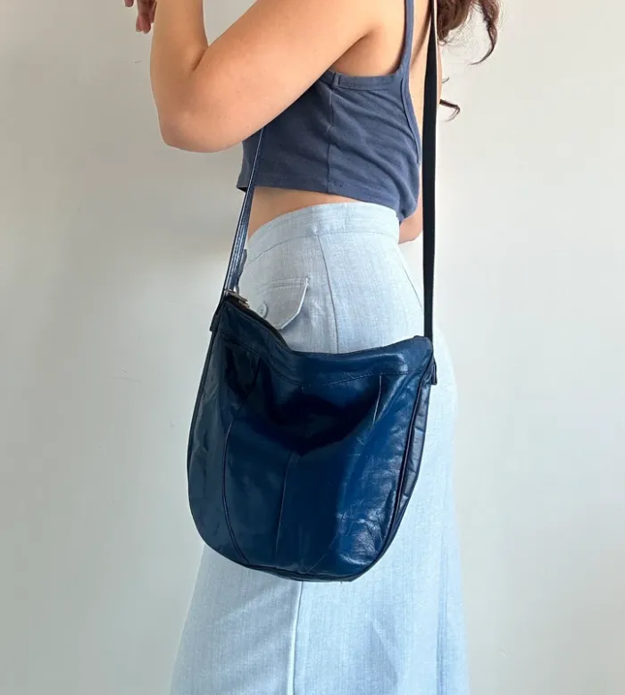 Petit sac à bandoulière bleu vintage années 80 - photo numéro 4