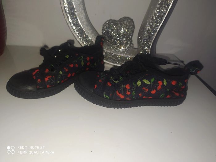 Tennis cerise fille - photo numéro 2