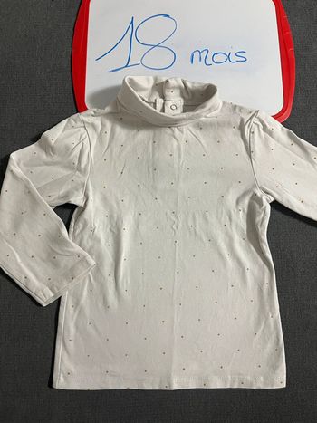 Sous pull Kiabi 18 mois