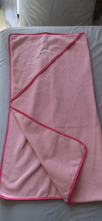 Cape de bain serviette neuve