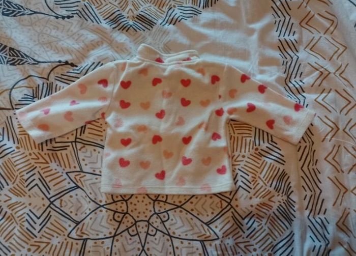 Pull fille - photo numéro 2