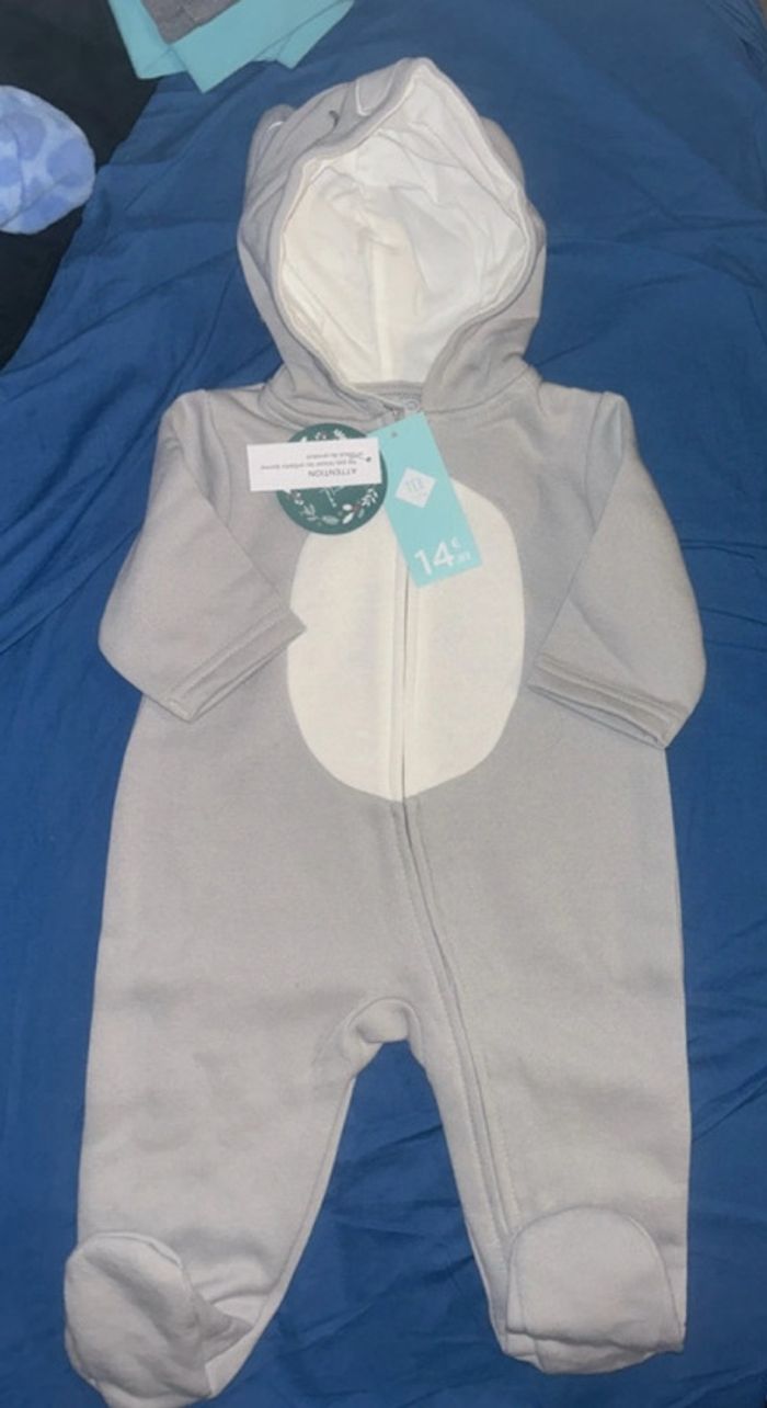 Pyjama - photo numéro 2