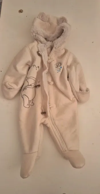 Combinaison / manteau winnie 3-6 mois