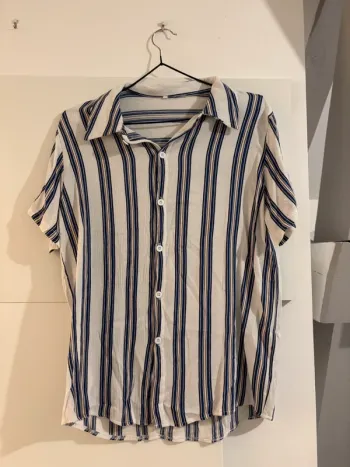Chemise manches courtes rayée
