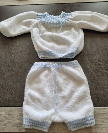 Ensemble fait main en laine