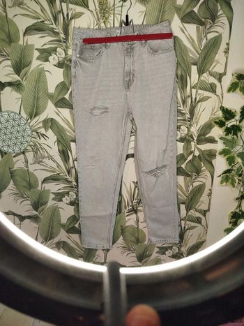 Jean mom taille 38 Kiabi