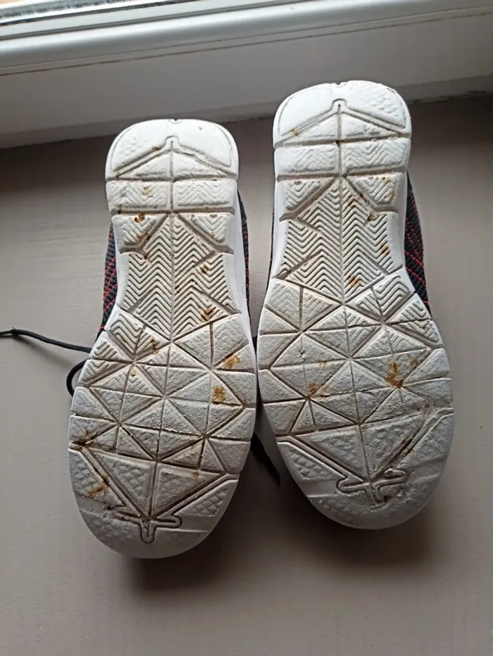 Basket de sport taille 39 - photo numéro 3